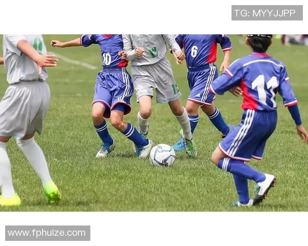 奥斯与阿尔梅的精彩对决揭示足球战术与团队合作的完美结合